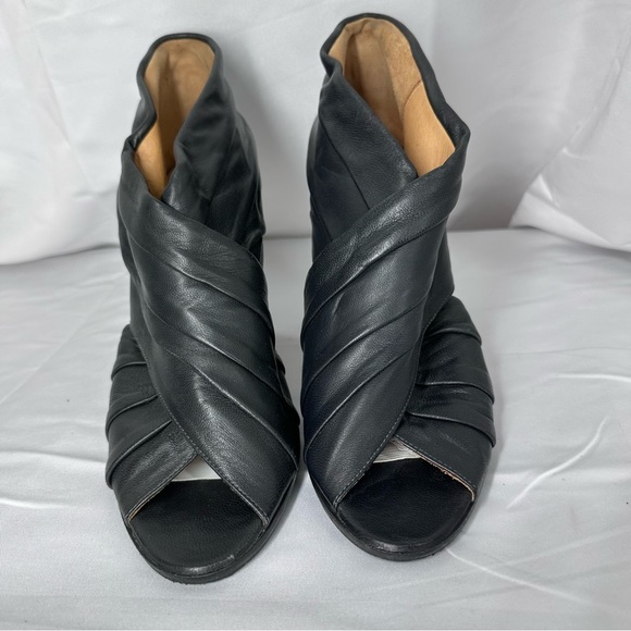 Maison Martin Margiela Ruched Soft Leather Booties 39 8.5 - Picture 9 of 9